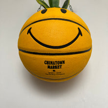 Charger l'image dans la galerie, ballon-de-basket-chinatown-market-decoration-plante