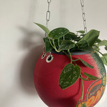 Charger l'image dans la galerie, ballon-de-basket-recycle-en-pot-de-fleurs-decoration-basketball-sonics-nba