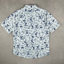 Charger l'image dans la galerie, chemise-a-fleurs-homme-blanche