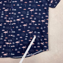 Charger l'image dans la galerie, chemise-a-fleurs-homme-bleue-marine