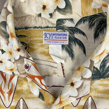 Charger l'image dans la galerie, chemise-aloha-made-in-hawaii-kys-motifs-fleurs-et-planches-de-surf