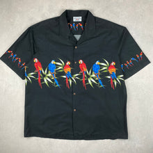 Charger l'image dans la galerie, chemise-aloha-made-in-hawaii-usa-noire