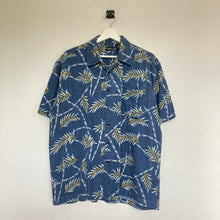 Charger l'image dans la galerie, chemise-hawaienne-a-fleurs-homme-bleue-vintage