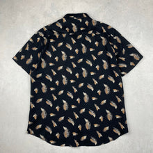 Charger l'image dans la galerie, chemise-hawaienne-a-fleurs-homme-noire