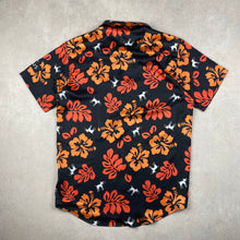 Charger l'image dans la galerie, chemise-hawaienne-a-fleurs-homme-noire-orange