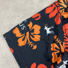 Charger l'image dans la galerie, chemise-hawaienne-a-fleurs-homme-noire-orange