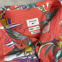 Charger l'image dans la galerie, chemise-hawaienne-a-fleurs-homme-rose-quicksilver