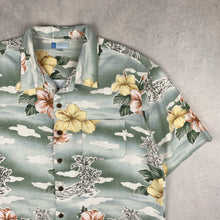 Charger l'image dans la galerie, chemise-hawaienne-a-fleurs-homme-verte-vintage