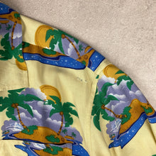 Charger l'image dans la galerie, chemise-hawaienne-a-fleurs-jaune-homme
