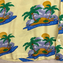 Charger l'image dans la galerie, chemise-hawaienne-a-fleurs-jaune-homme