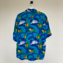 Charger l'image dans la galerie, chemise-hawaienne-homme-a-fleurs-multicolores-vintage