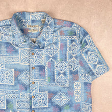 Charger l'image dans la galerie, chemise-hawaienne-homme-vintage-a-fleurs-100-soie