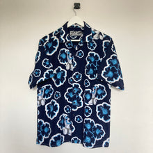 Charger l'image dans la galerie, chemise-hawaienne-homme-vintage-a-fleurs-bleue