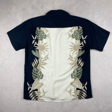 Charger l'image dans la galerie, chemise-hawaienne-homme-vintage-a-fleurs-noire