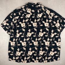 Charger l'image dans la galerie, chemise-hawaienne-noire-a-fleurs-grande-taille-homme