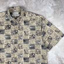 Charger l'image dans la galerie, chemise-hawaienne-vintage-a-fleurs-homme-columbia