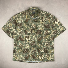Charger l'image dans la galerie, chemise-hawaienne-vintage-a-fleurs-verte