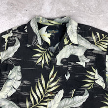 Charger l'image dans la galerie, chemise-hawaienne-vintage-homme-a-fleurs
