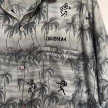 Charger l'image dans la galerie, chemise-hawaienne-vintage-homme-a-fleurs