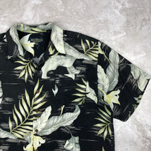 Charger l'image dans la galerie, chemise-hawaienne-vintage-homme-a-fleurs