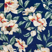 Charger l'image dans la galerie, chemise-hawaienne-vintage-homme-a-fleurs-made-in-hawaii