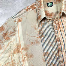 Charger l'image dans la galerie, chemise-hawaienne-vintage-homme-a-motifs