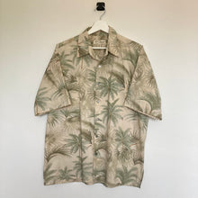 Charger l'image dans la galerie, chemise-hawaienne-vintage-homme-made-in-usa-tori-richard