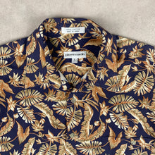 Charger l'image dans la galerie, chemisette-a-fleurs-vintage-pierre-cardin