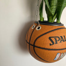 Charger l'image dans la galerie, deco-chambre-basket-nba-ballon-de-basketball-planter-spalding-pot-de-fleurs-plante