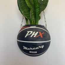 Charger l'image dans la galerie, deco-chambre-basket-nba-ballon-de-basketball-planter-wilson-pot-de-fleurs