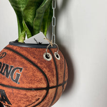 Charger l'image dans la galerie, decoration-basket-nba-spalding-ballon-de-basketball-planter-deco-pot-de-fleurs