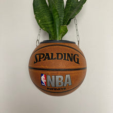 Charger l'image dans la galerie, decoration-basket-nba-spalding-ballon-de-basketball-planter-deco-pot-de-fleurs
