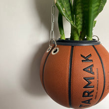 Charger l'image dans la galerie, decoration-basket-nba-tarmak-ballon-de-basketball-planter-deco-pot-de-fleurs