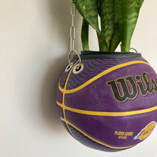 Charger l'image dans la galerie, decoration-basketball-planter-ballon-de-basket-los-angeles-lakers-pot-de-fleurs