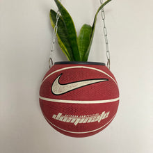 Charger l'image dans la galerie, ballon-de-basket-pot-de-fleurs-nike-rose
