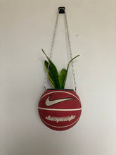 Charger l'image dans la galerie, ballon-de-basket-pot-de-fleurs-nike-rose