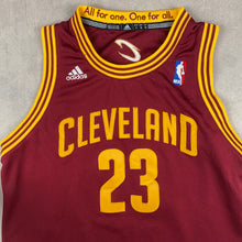 Charger l'image dans la galerie, maillot-de-basket-adidas-vintage-cleveland-nba-lebron-james-23