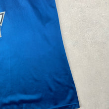 Charger l'image dans la galerie, maillot-de-basket-champion-vintage-timberwolves-gugliotta-24-nba