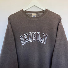 Charger l'image dans la galerie, sweat-vintage-homme-university-oversize-marron