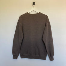 Charger l'image dans la galerie, sweat-vintage-homme-university-oversize-marron