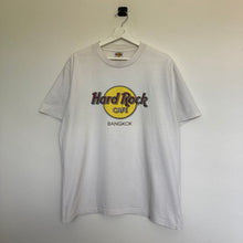Charger l'image dans la galerie, t-shirt-homme-vintage-blanc-hard-rock-cafe-bangkok