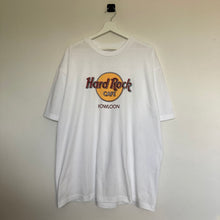 Charger l'image dans la galerie, t-shirt-homme-vintage-blanc-hard-rock-cafe-imprime-kowloon