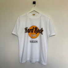 Charger l'image dans la galerie, t-shirt-homme-vintage-blanc-hard-rock-cafe-saigon
