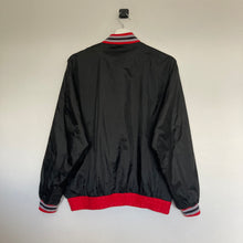 Charger l'image dans la galerie, veste-vintage-homme-reversible-noire-rouge-ohio-state-usa