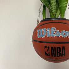 Charger l'image dans la galerie, decoration-basketball-planter-ballon-de-basket-wilson-grizzlies-pot-de-fleurs-original