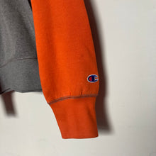 Charger l'image dans la galerie, Sweat à capuche léger Champion university (M)