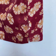 Charger l'image dans la galerie, chemise-hawaienne-a-fleurs-homme-bordeaux