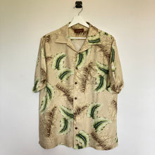 Charger l'image dans la galerie, Chemise hawaïenne à fleurs 100% soie