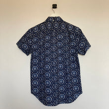 Charger l'image dans la galerie, chemise-hawaienne-homme-a-motifs-gap