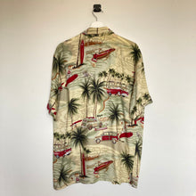 Charger l'image dans la galerie, chemise-hawaienne-homme-a-motifs-voitures